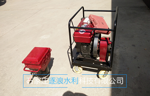 多功能防汛植樁機(jī)哪家好？逐浪牌打樁機(jī)品質(zhì)可靠